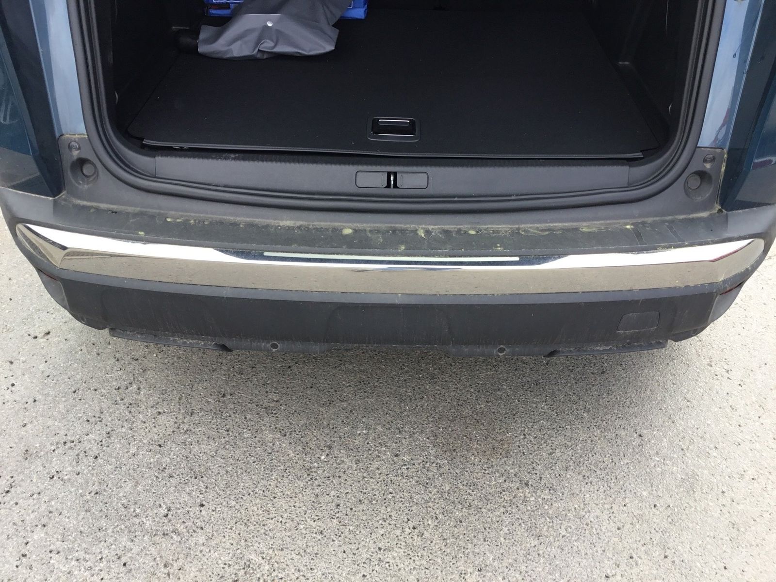 Peugeot 3008 Hybrid 225 (Plug-In) e-EAT8 Allure Pack AHK