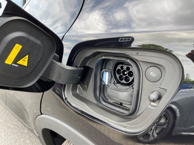 Volvo XC40 Recharge Single Motor Plus Einstufig 170 KW