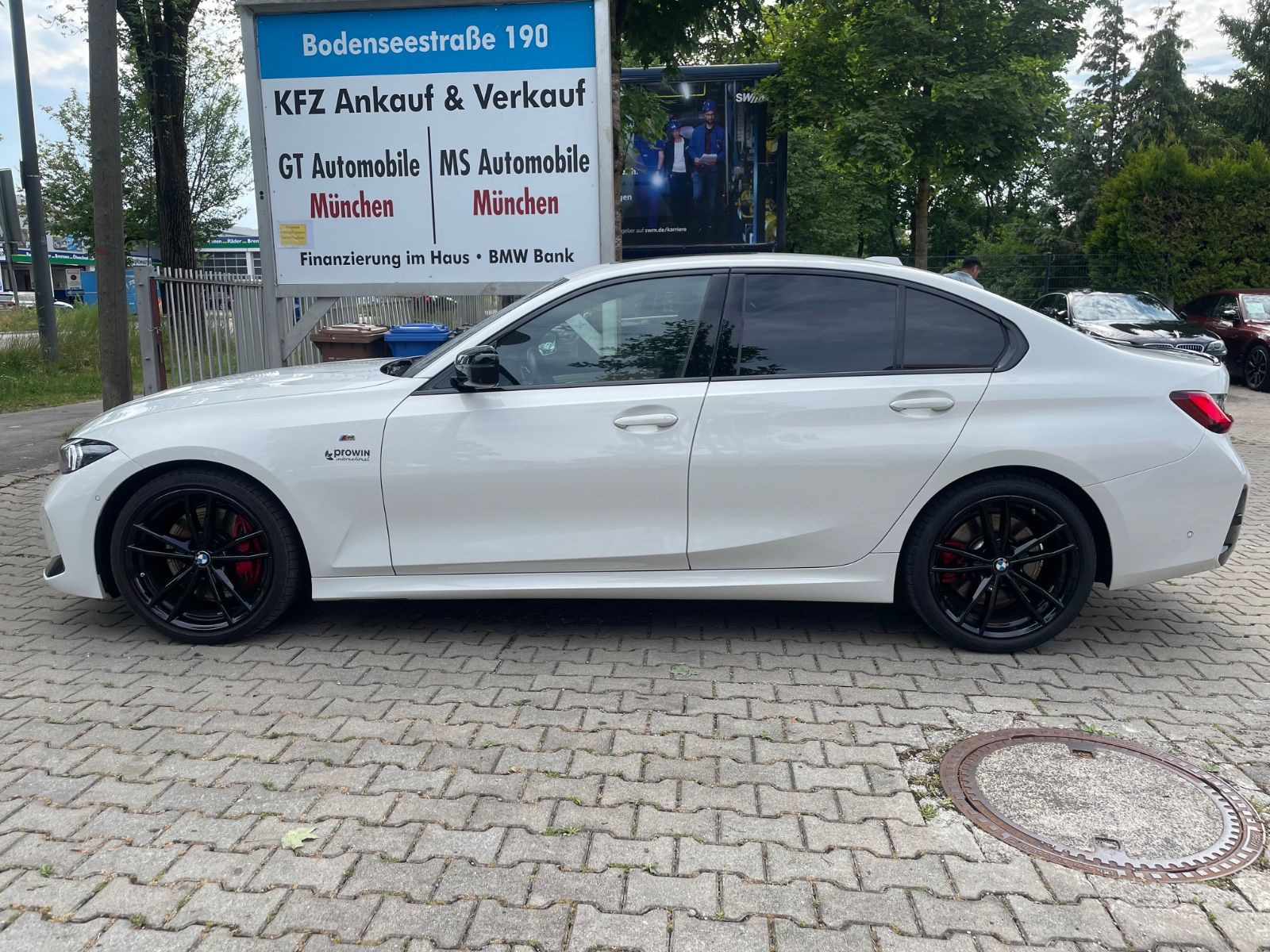 BMW 330 i xDri*MSport* Sit-Memory*Glass-Dach*Comfort