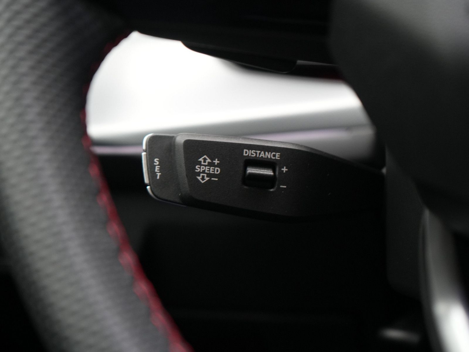 Audi Q3 S tronic S line AHK PANO SONOS KAM360° HUD