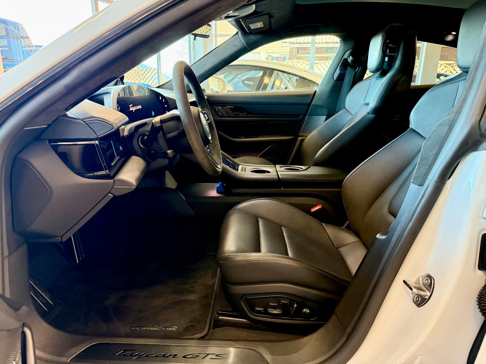 Porsche Taycan GTS Panorama/ACC/21Zoll/Keyless