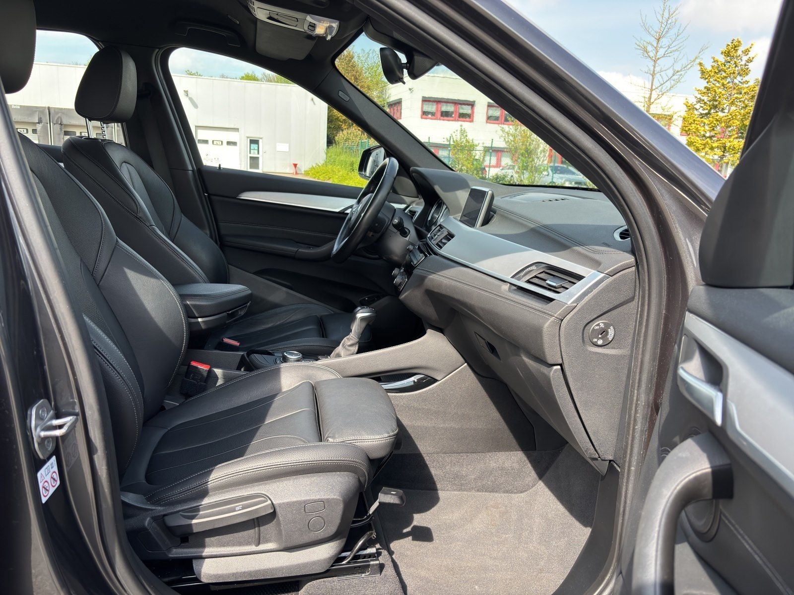 BMW X1 xDrive25e M Sport - Samsaru's Car Outlet