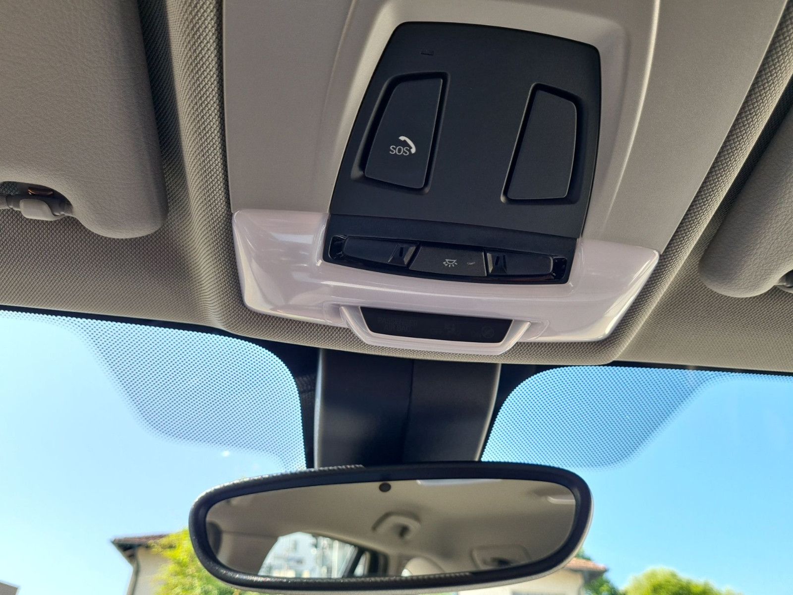 BMW X1 18d xDrive Business - Samsaru's Car Outlet