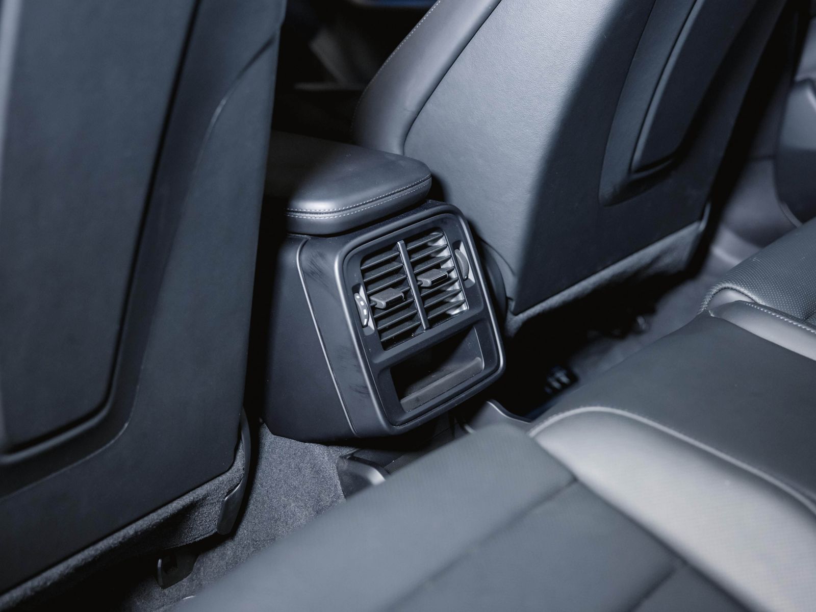 Porsche Taycan GTS InnoDrive BOSE Hinterachslenkung