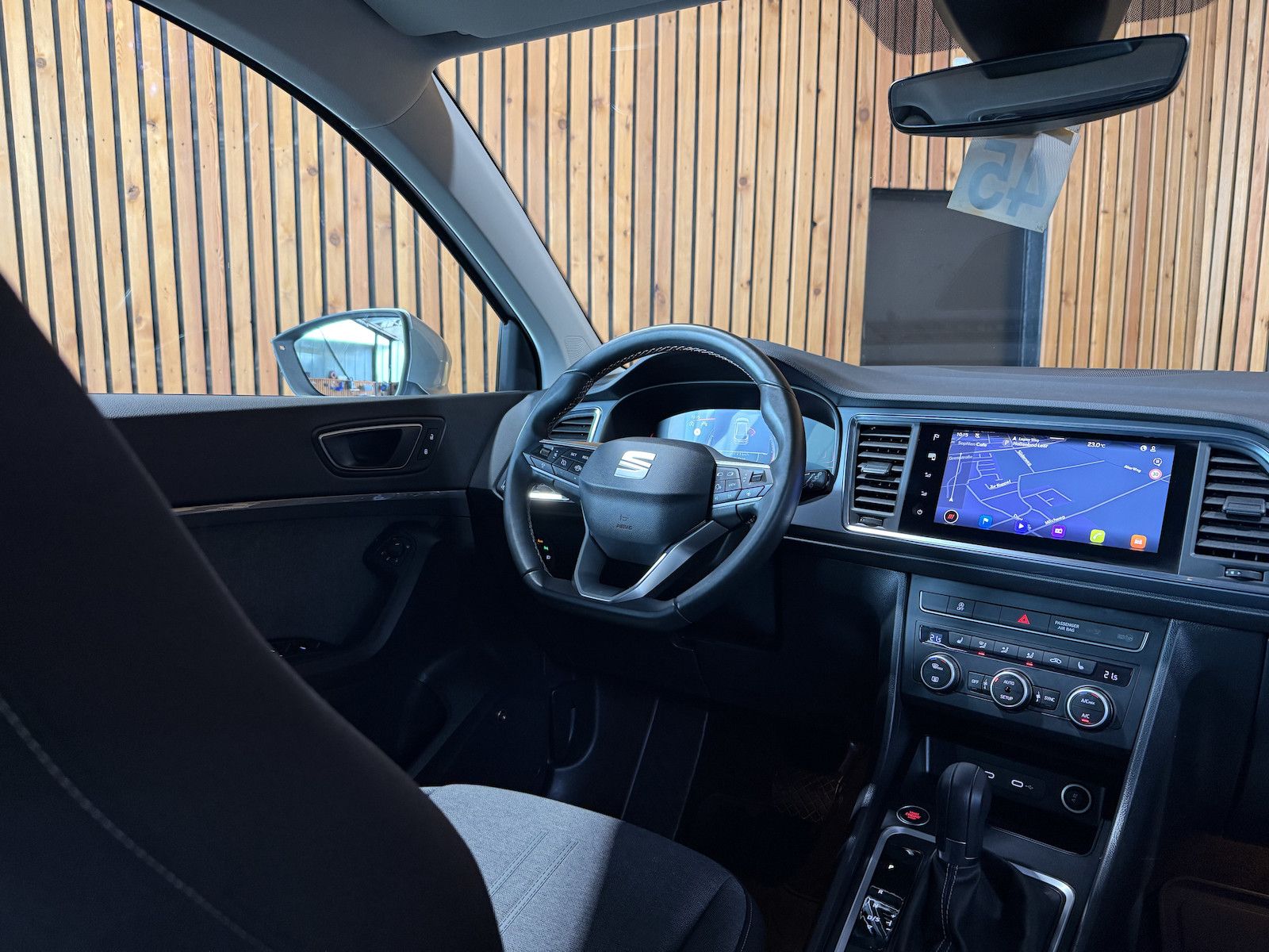 Seat Ateca 2,0 TDI DSG Navi*LED*Kam*Virtual*AHK*Beats