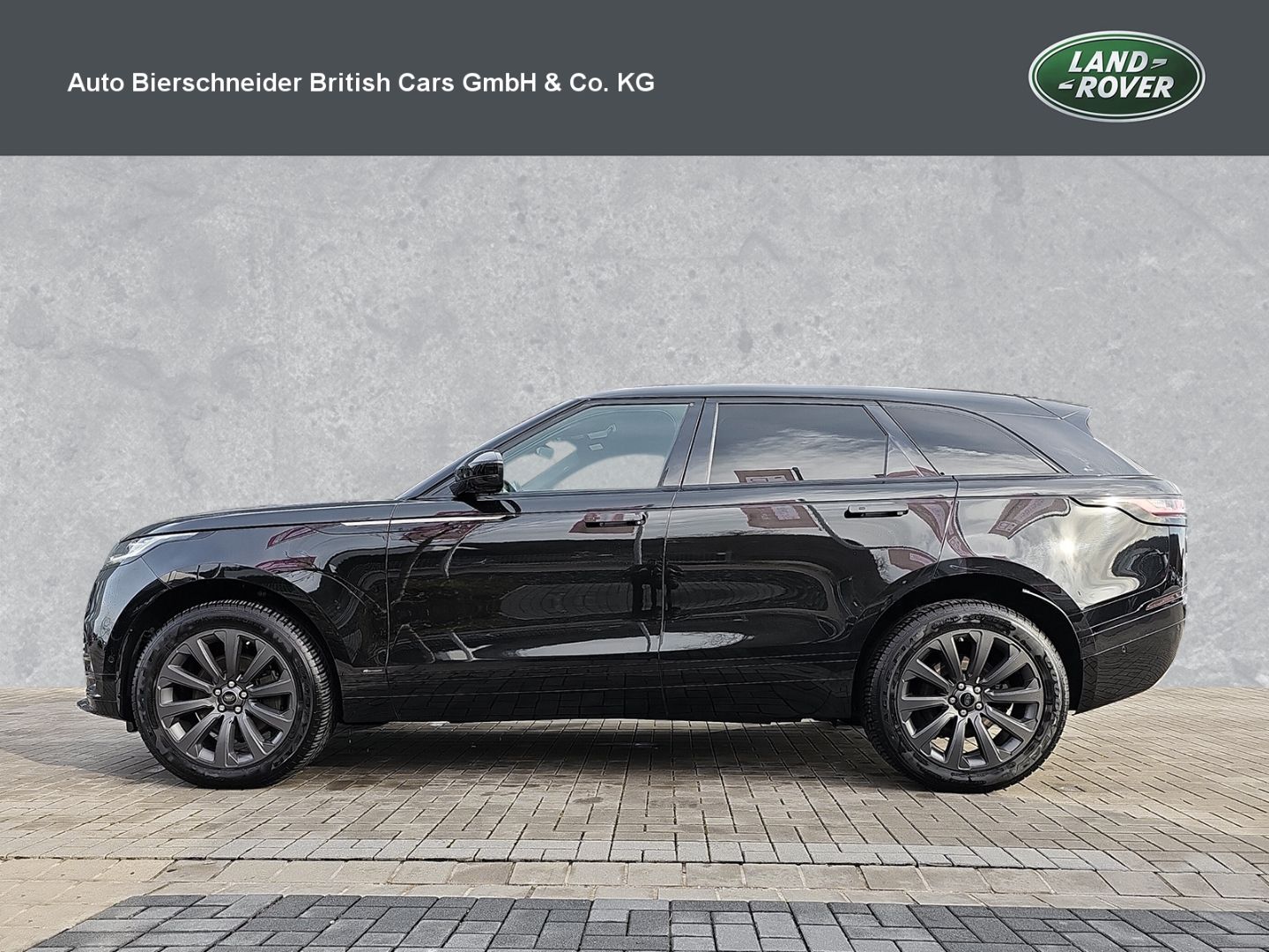 Range Rover Velar D300 R-Dynamic SE - Samsaru's Car Outlet