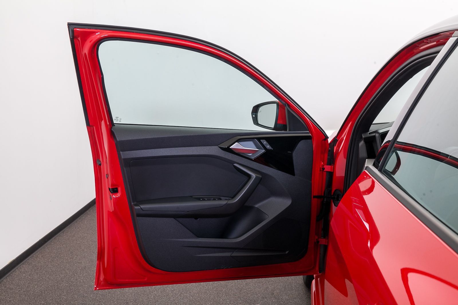 Audi A1 Sportback S line 30 TFSI S tr. - Samsaru's Car Outlet