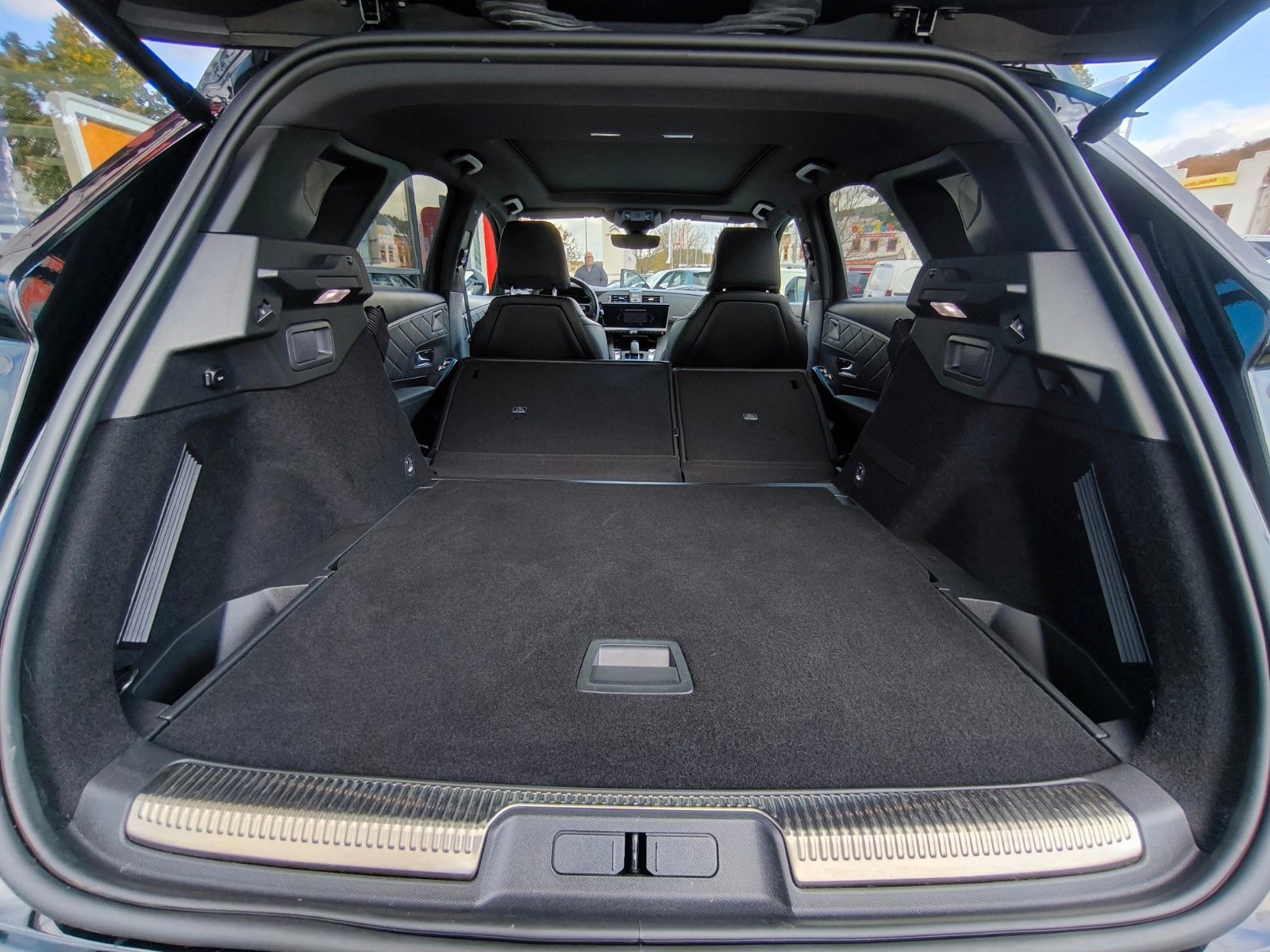 DS Automobiles DS7 Crossback  E-Tense 4x2 Rivoli Night-Vision