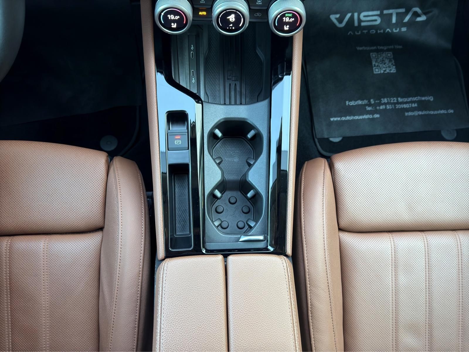 Skoda Superb 4x4 L&K*STHZ*AHK*360*ACC*HUD*LEDER*CANTON