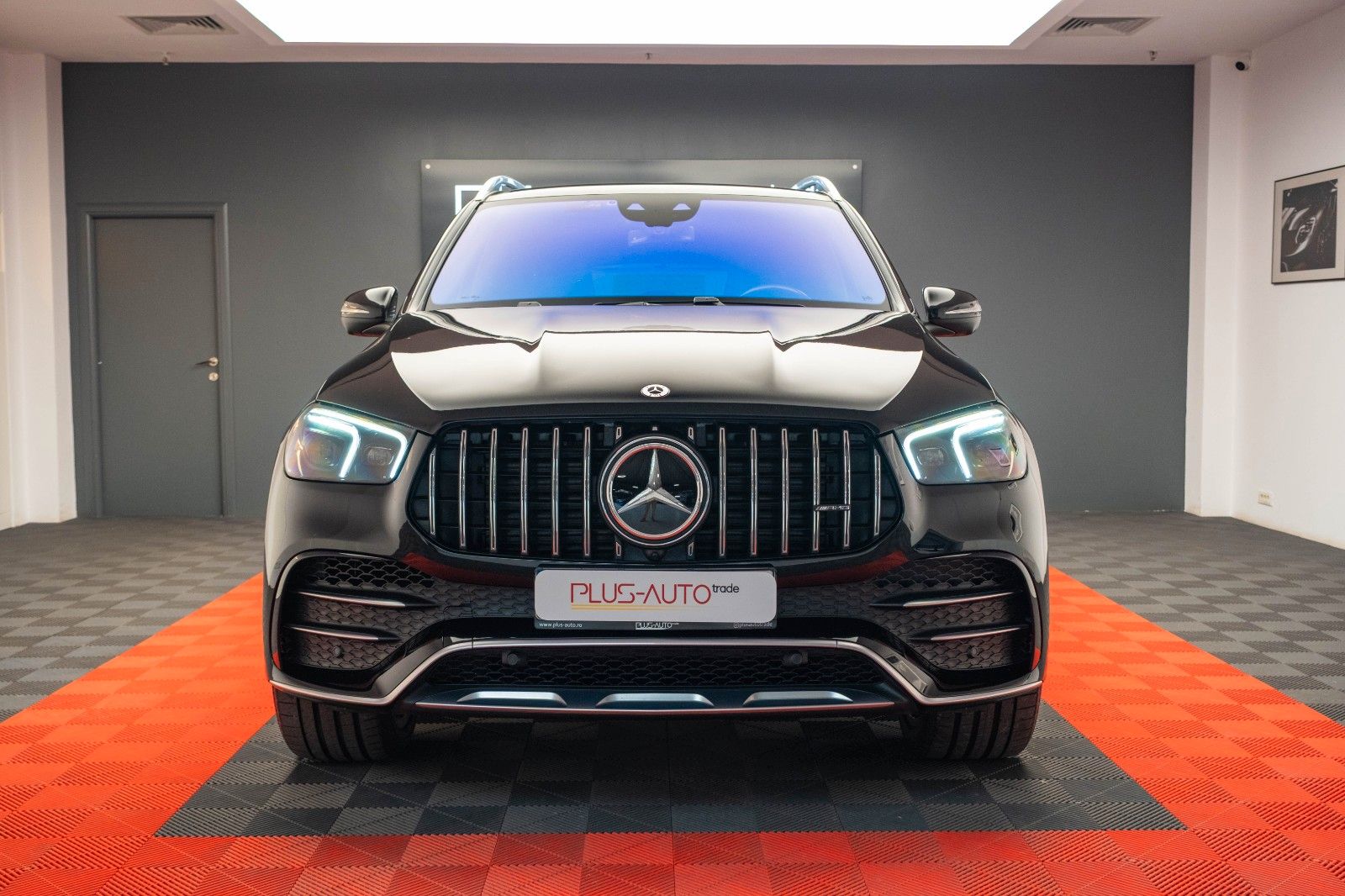 Mercedes-Benz GLE 53 AMG 4M+ Burm Massage Pano 360 22" HUD