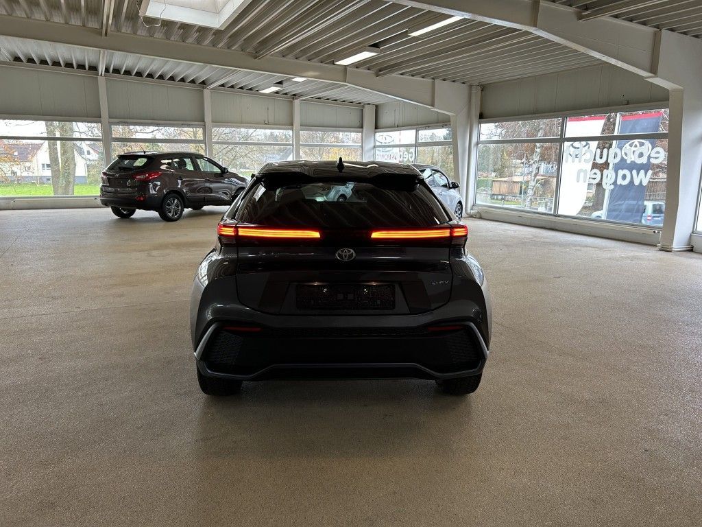 Toyota C-HR 1.8 Hybrid Team Deutschland