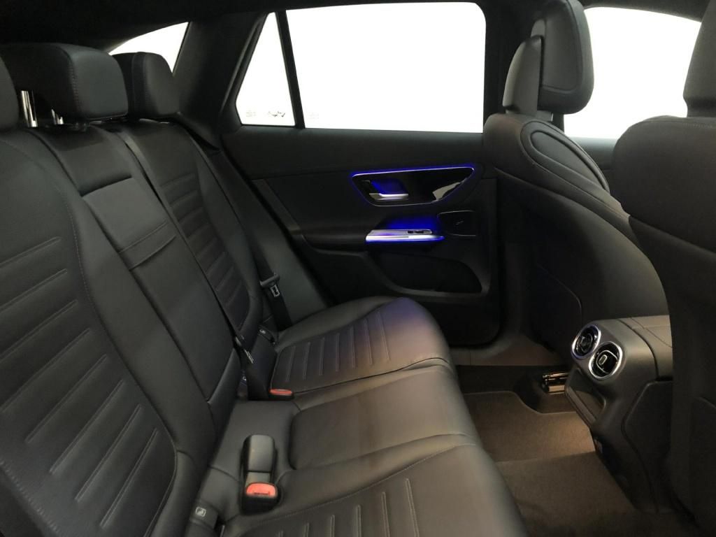 Mercedes-Benz GLC 300 d 4MATIC AMG+ILS+MBUX+AHK+Pano+SHD+Wide