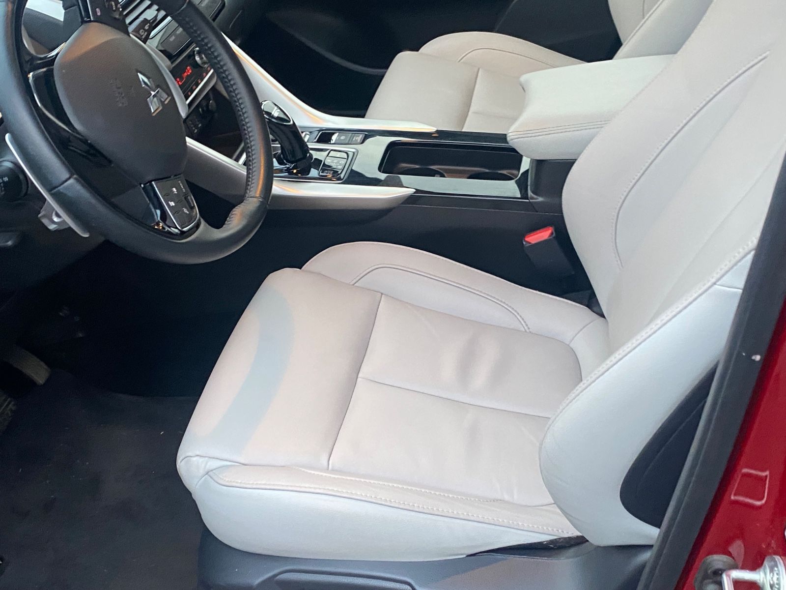 Mitsubishi Eclipse Cross Top Hybrid 4WD/ACC/Pano/Navi