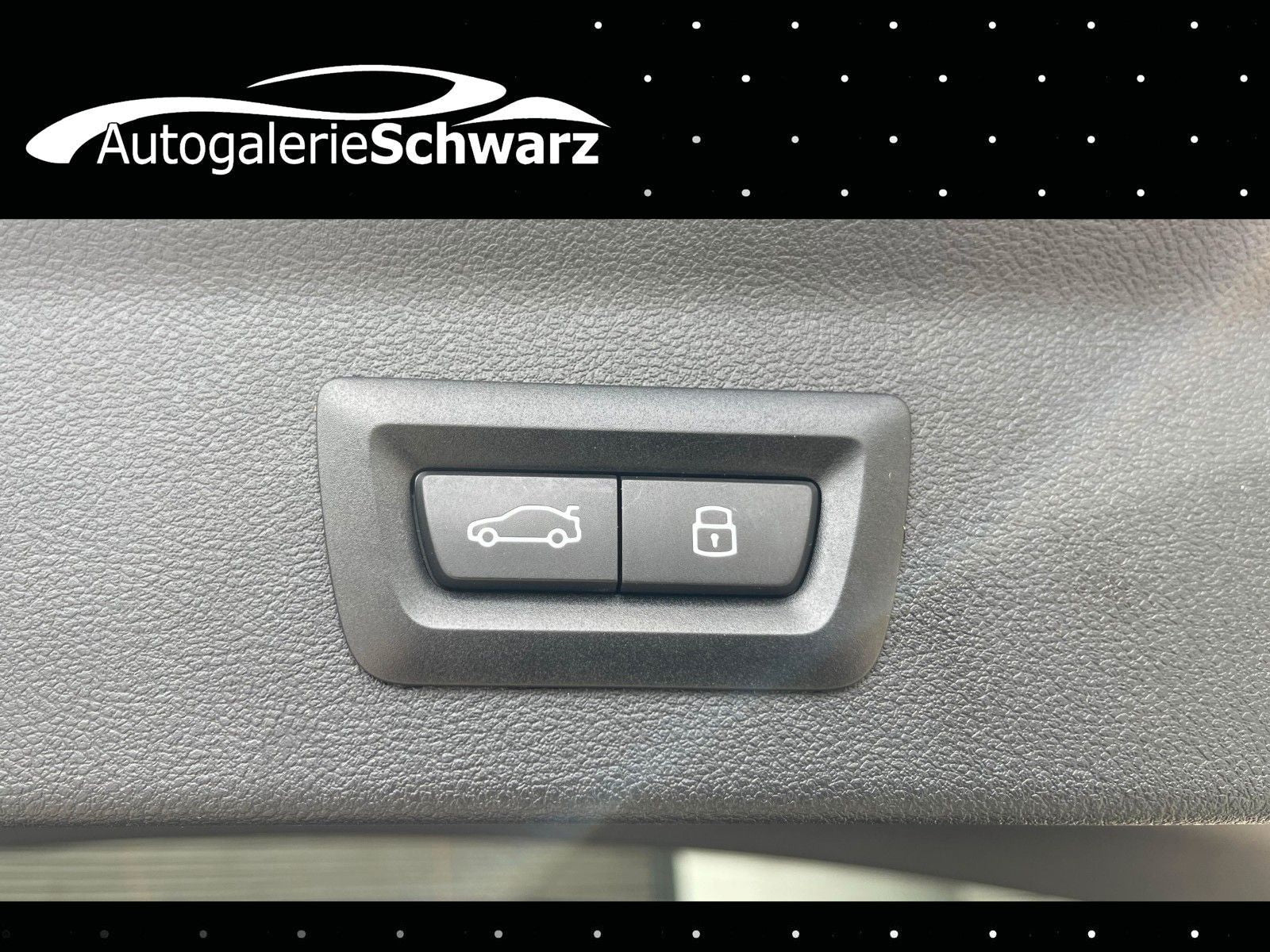 BMW X3 xDrive30e LED ACC KOMFZUG KAM LEDER AMB AHK