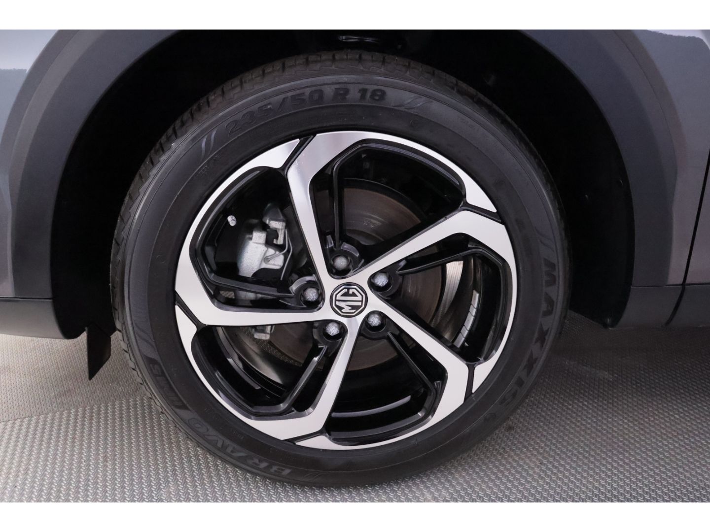 MG HS 1.5T-GDI Aut.Luxury+LED+NAVI+KAMERA+VIRTUAL