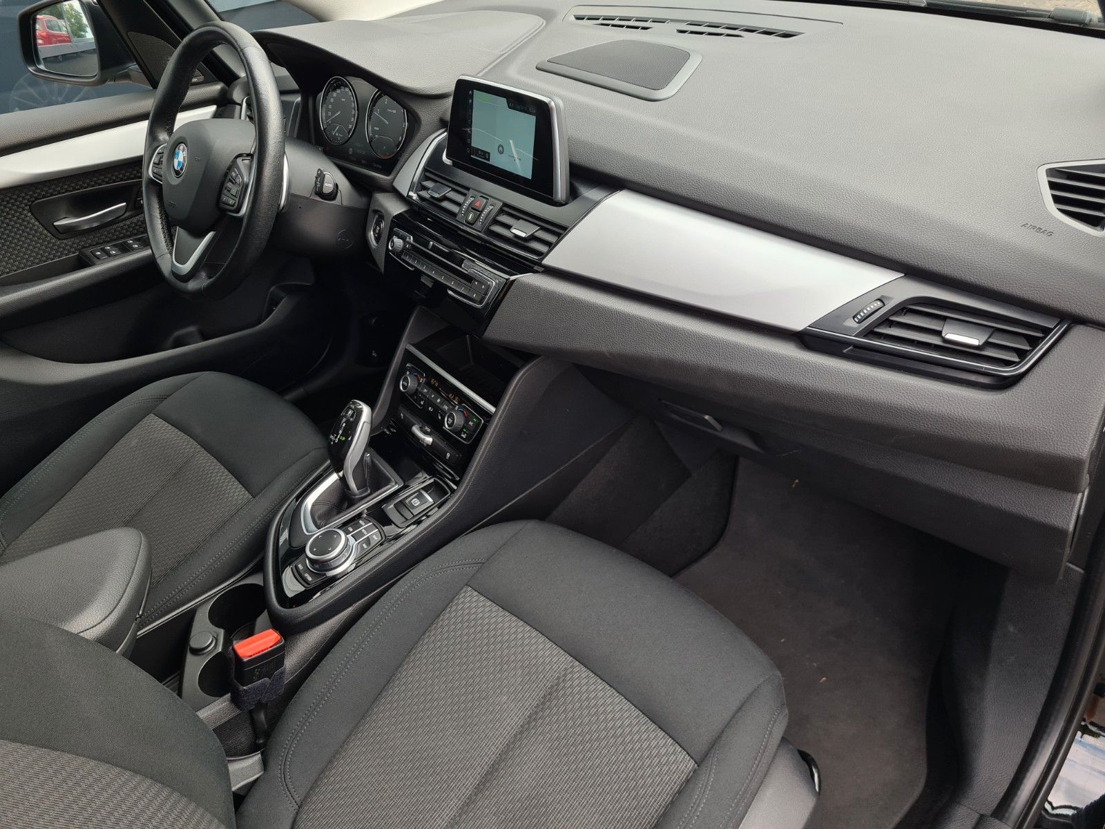 BMW 218 d GT Advantage - Samsaru's Car Outlet