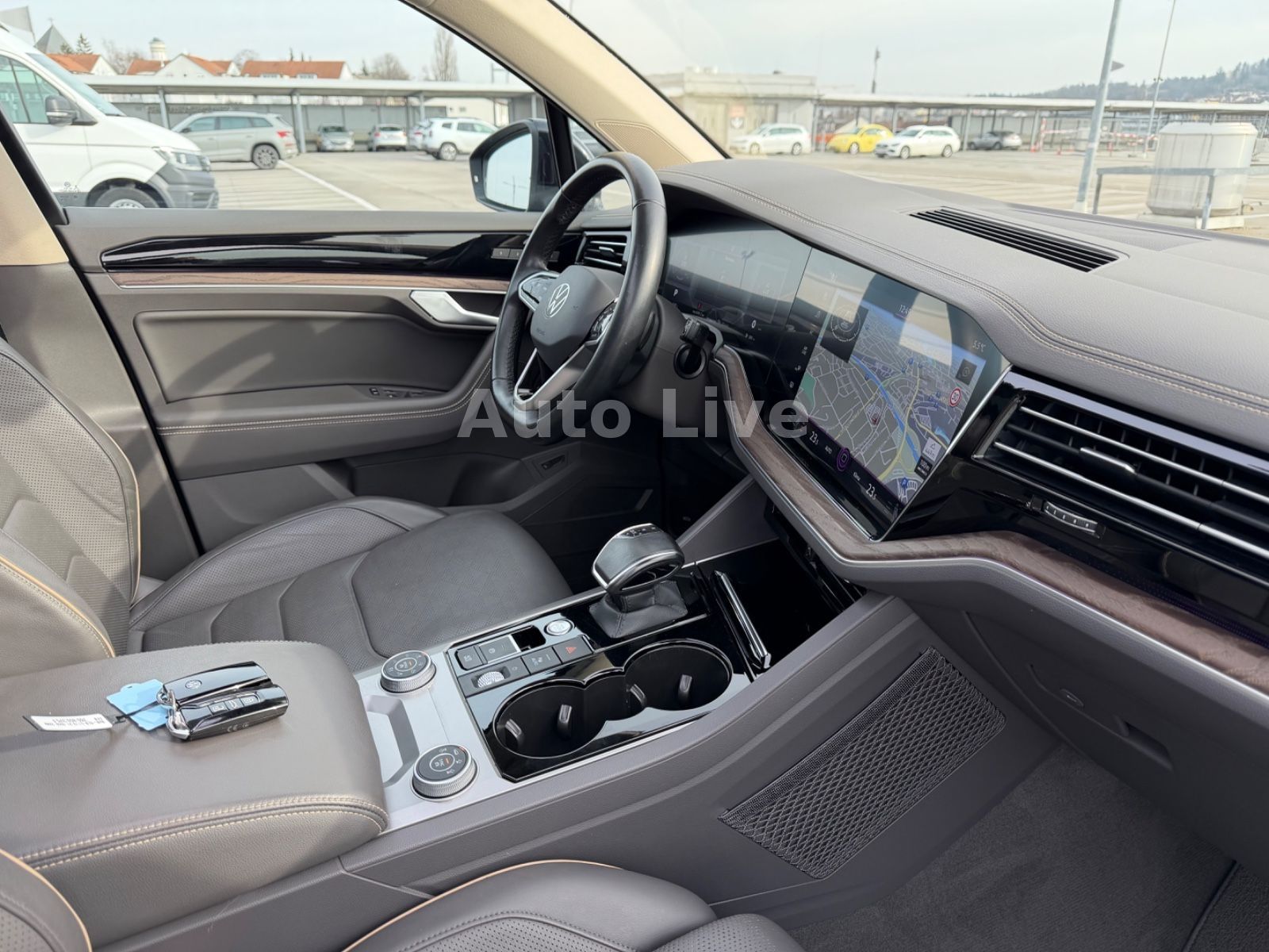 Volkswagen Touareg 3.0 TDI*Atmosphere*PAN*MATR*LUFT*360*VOL