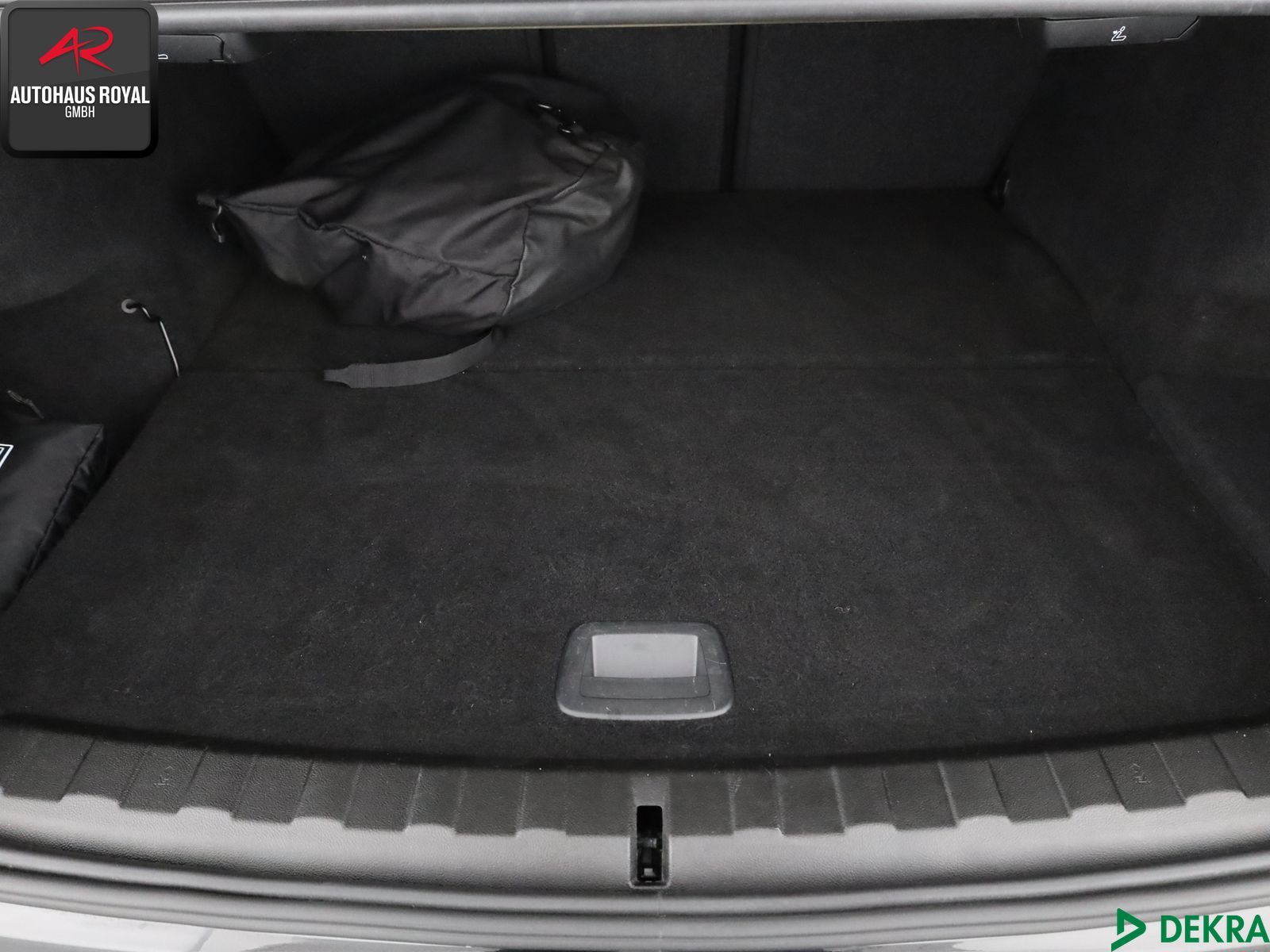 BMW 320 e ADVANTAGE - Samsaru's Car Outlet