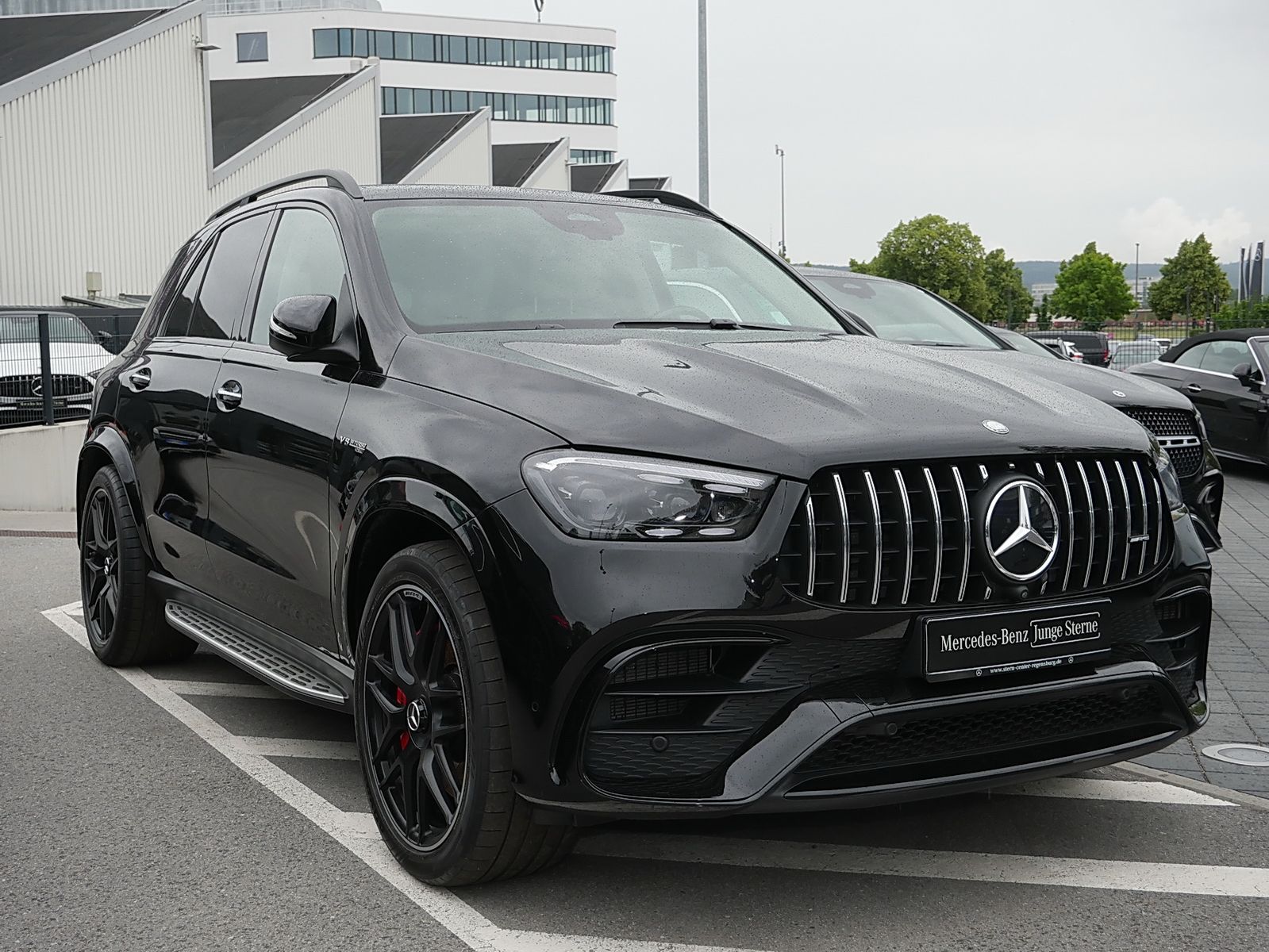 Mercedes-Benz GLE 63 AMG s 4M+PREMIUM PLUS+DIST+PANO+HUD+AHK++