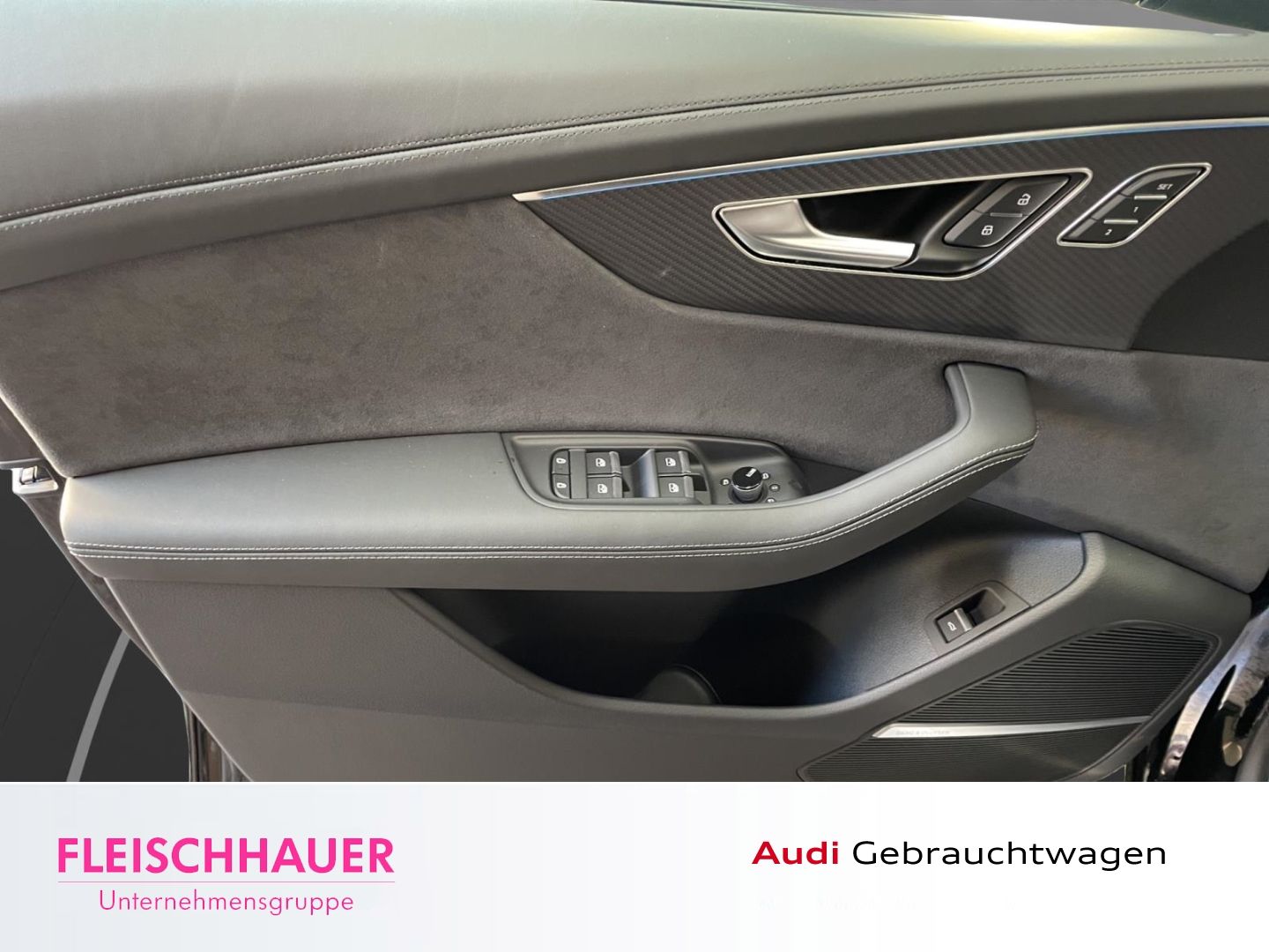 Audi RSQ8 SUV performance tiptronic