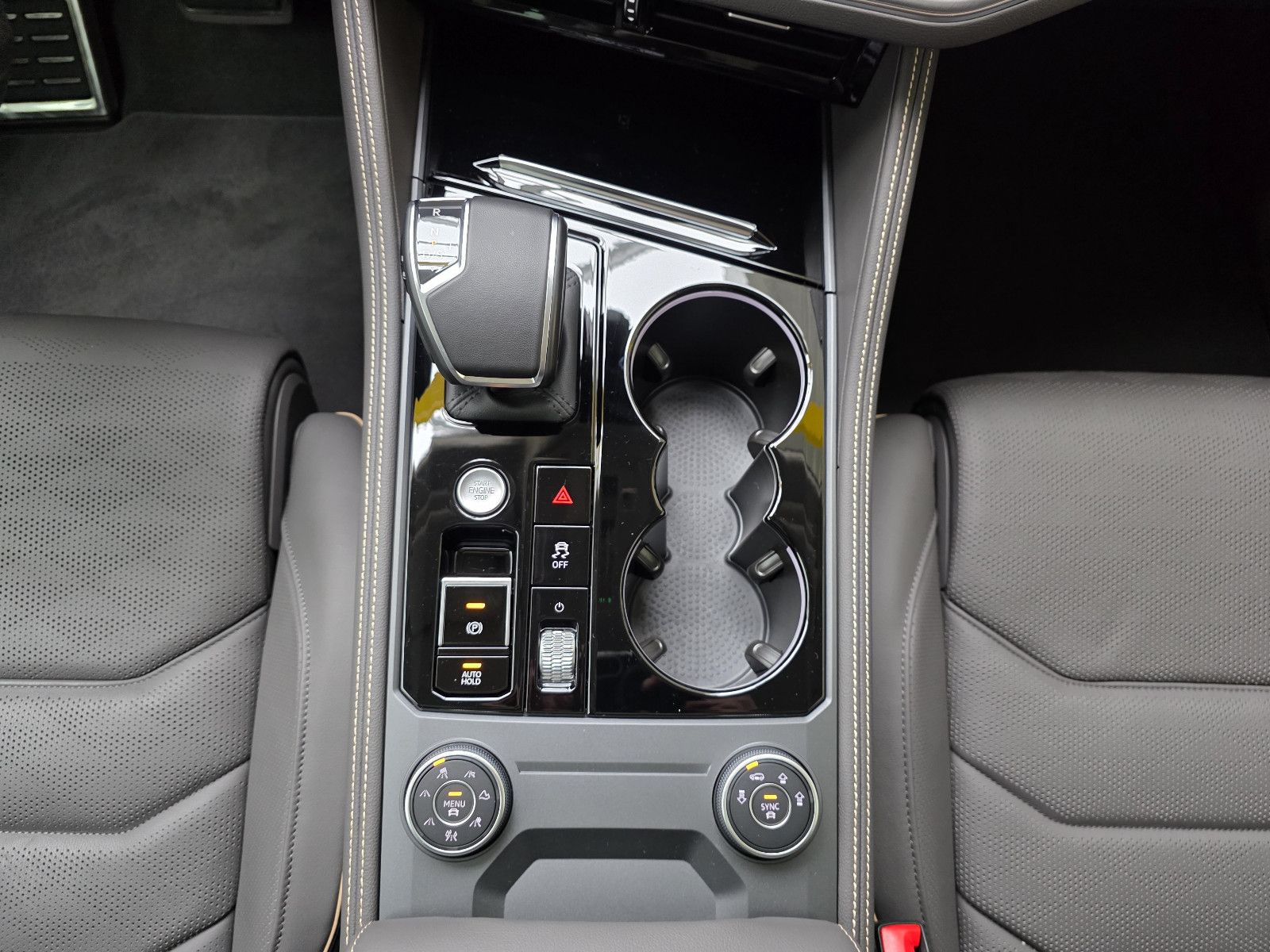 Volkswagen Touareg 4Motion R-Line Panorama Allradlenkung
