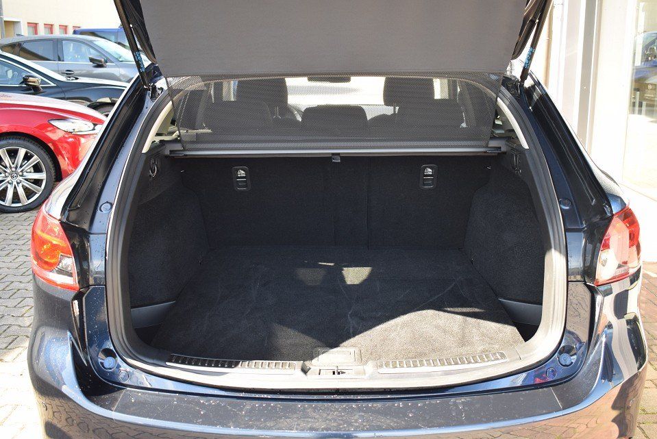 Mazda 6 2.5 194PS 6AG Exclusive-Line Bose Matrix-LED 3