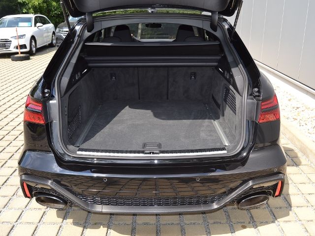 Audi RS6 Avant 4.0 TFSI VOLL/DYNAMIK-PLUS/KERAMIK/AHK