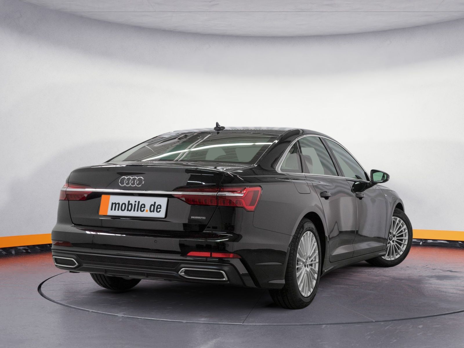 Audi A6 Limousine 45 TFSI Q S LINE - Samsaru's Car Outlet