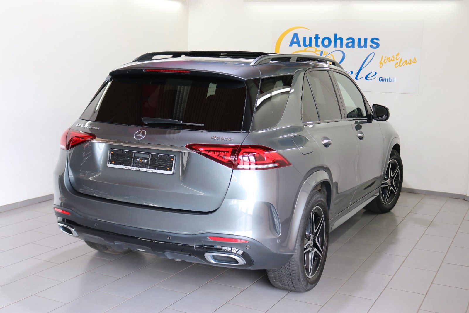 Mercedes-Benz GLE 350 DE 4M AMG-LINE"PANO"DTR+"MASSAGE"SOUND"