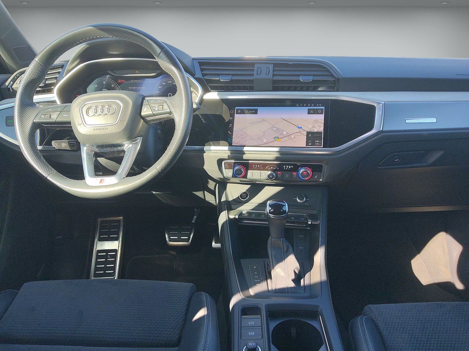 Audi Q3 Sportback S line 40 TDI quatt AHK Black PDC A