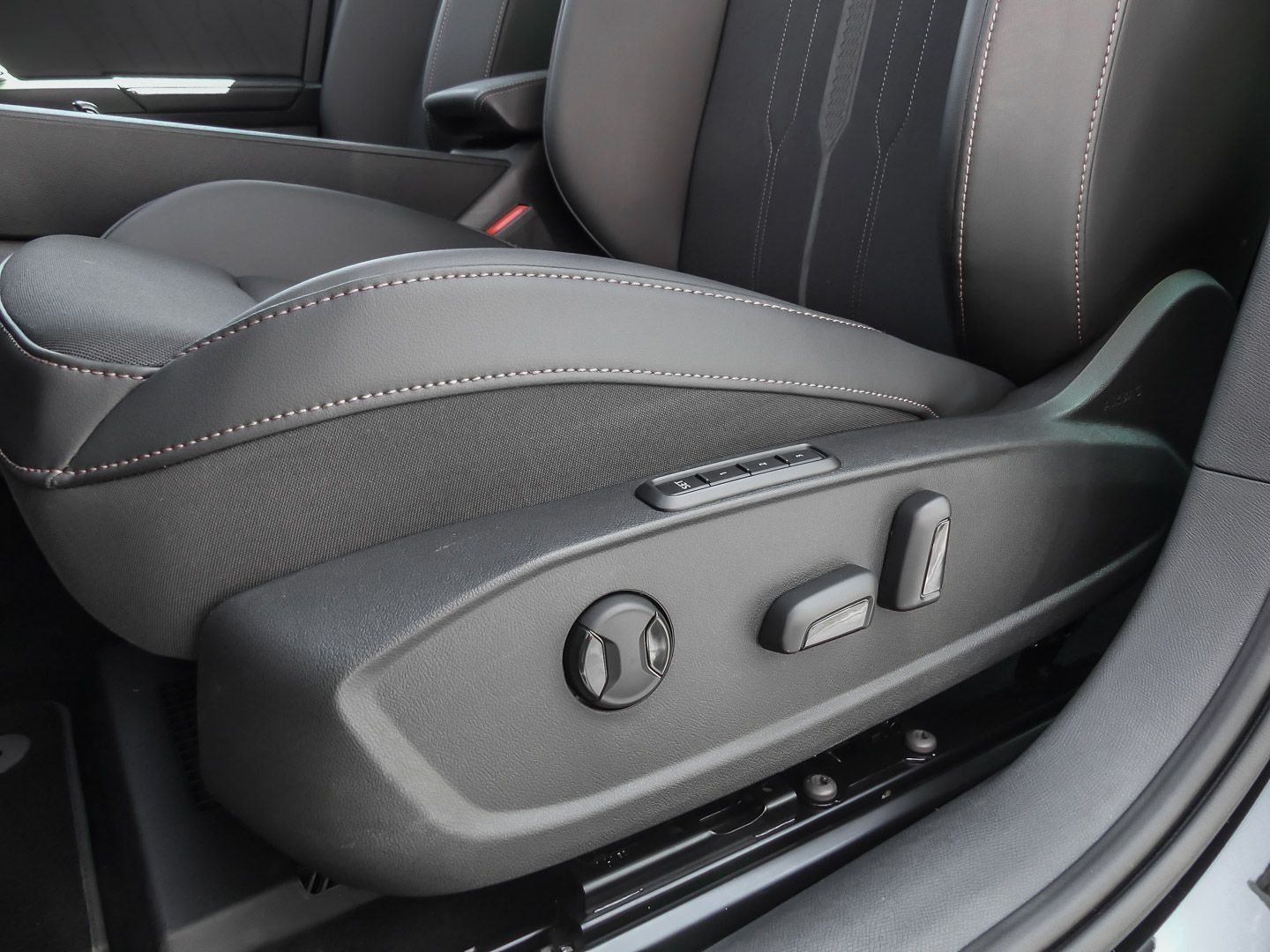 Cupra Formentor VZ 2.0 TSI 4Drive DSG PANO+RFK+LED+SHZ