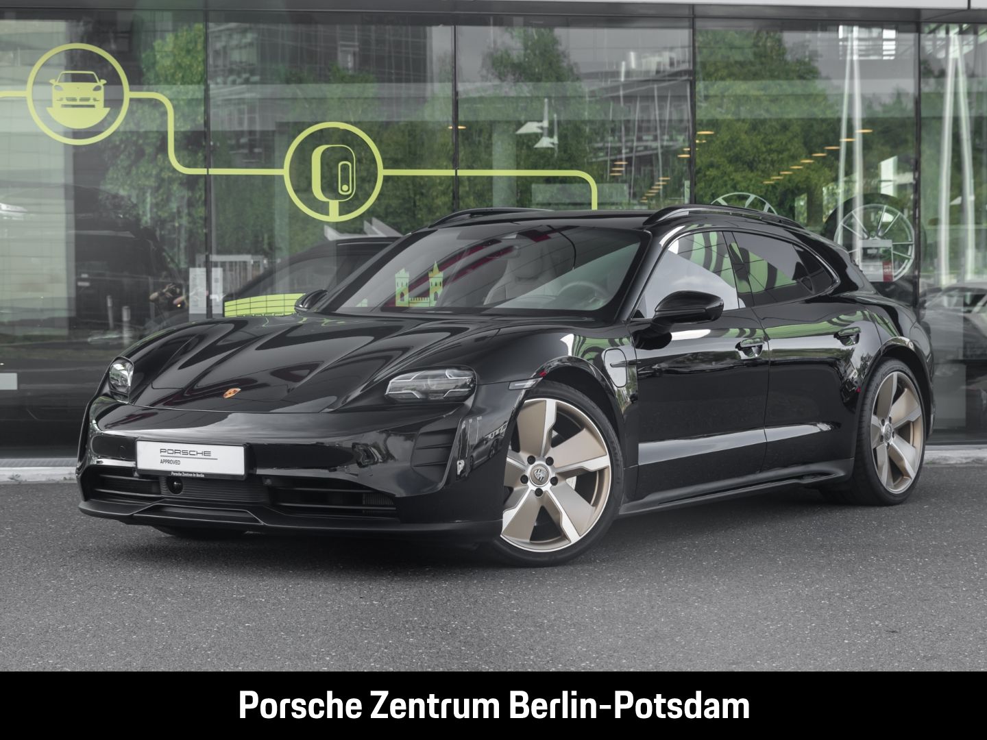 Porsche Taycan GTS Sport Turismo Burmester Panoramadach