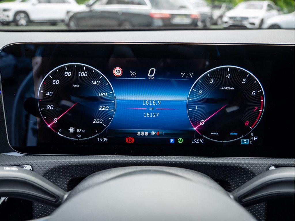 Mercedes-Benz CLA 250 SB 4M AMG Sport Premium - Samsaru's Car Outlet