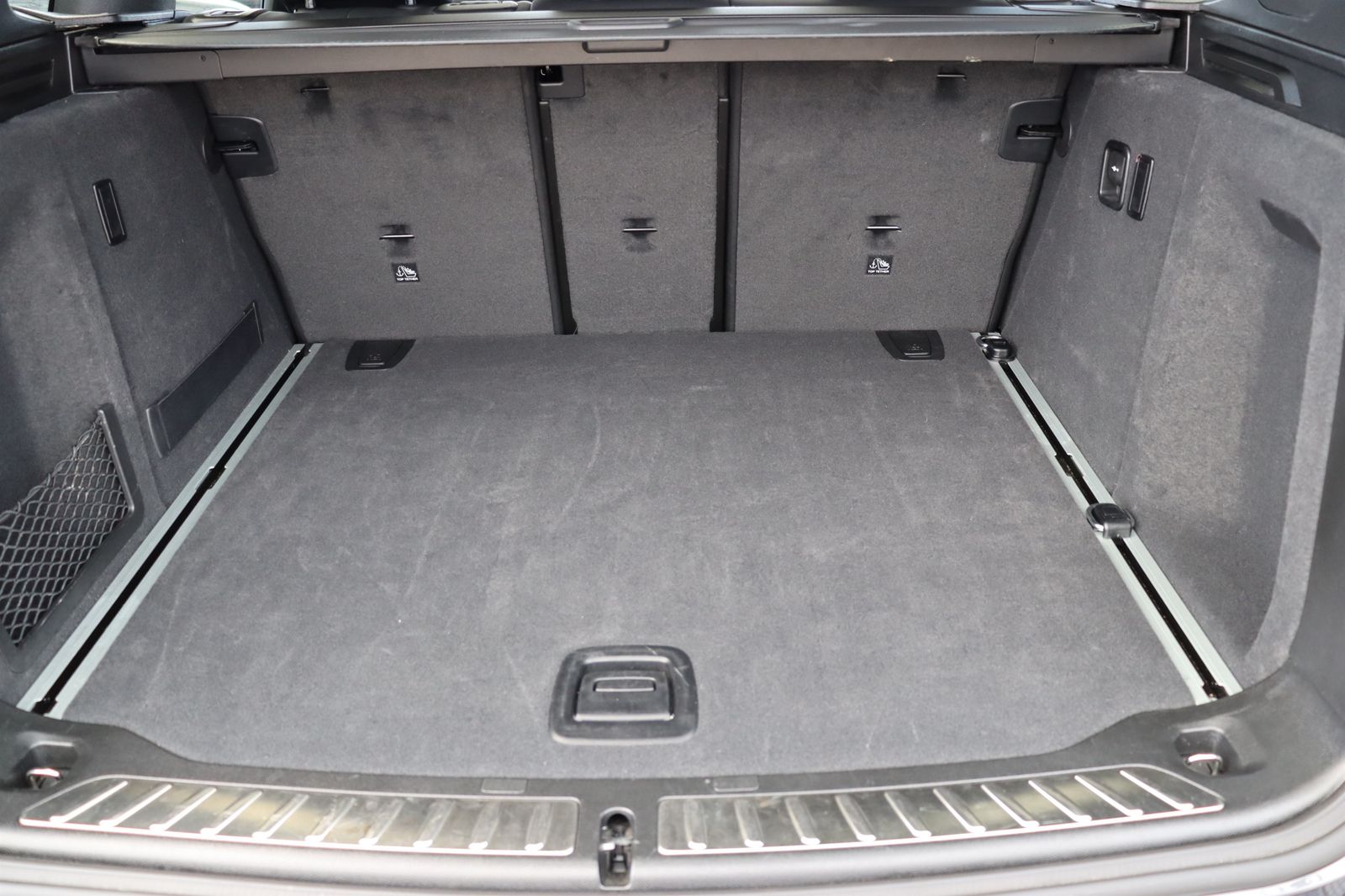 BMW X3 xDrive20d - Samsaru's Car Outlet