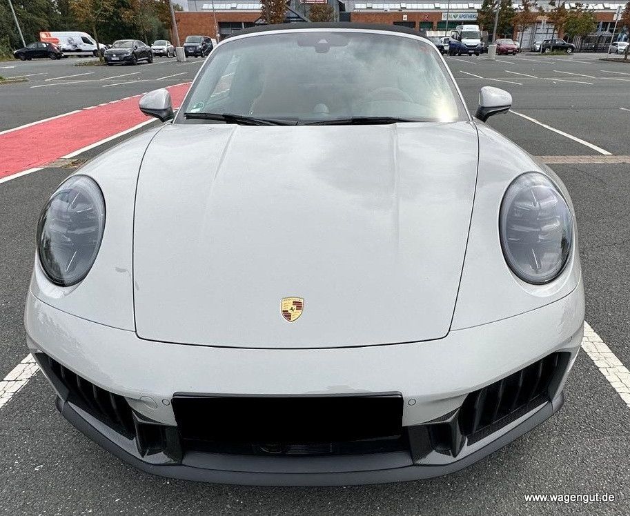 Porsche 911 Targa 4 GTS BURMESTER*CARBON*