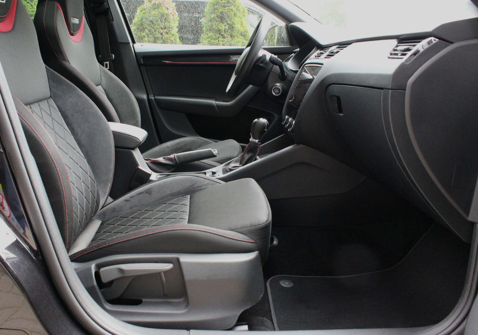 Skoda Octavia RS 4x4 - Samsaru's Car Outlet
