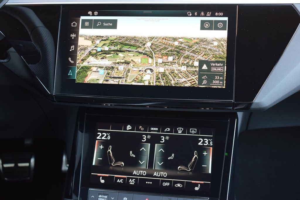 Audi Q8 50 e-tron quattro S-line - Samsaru's Car Outlet