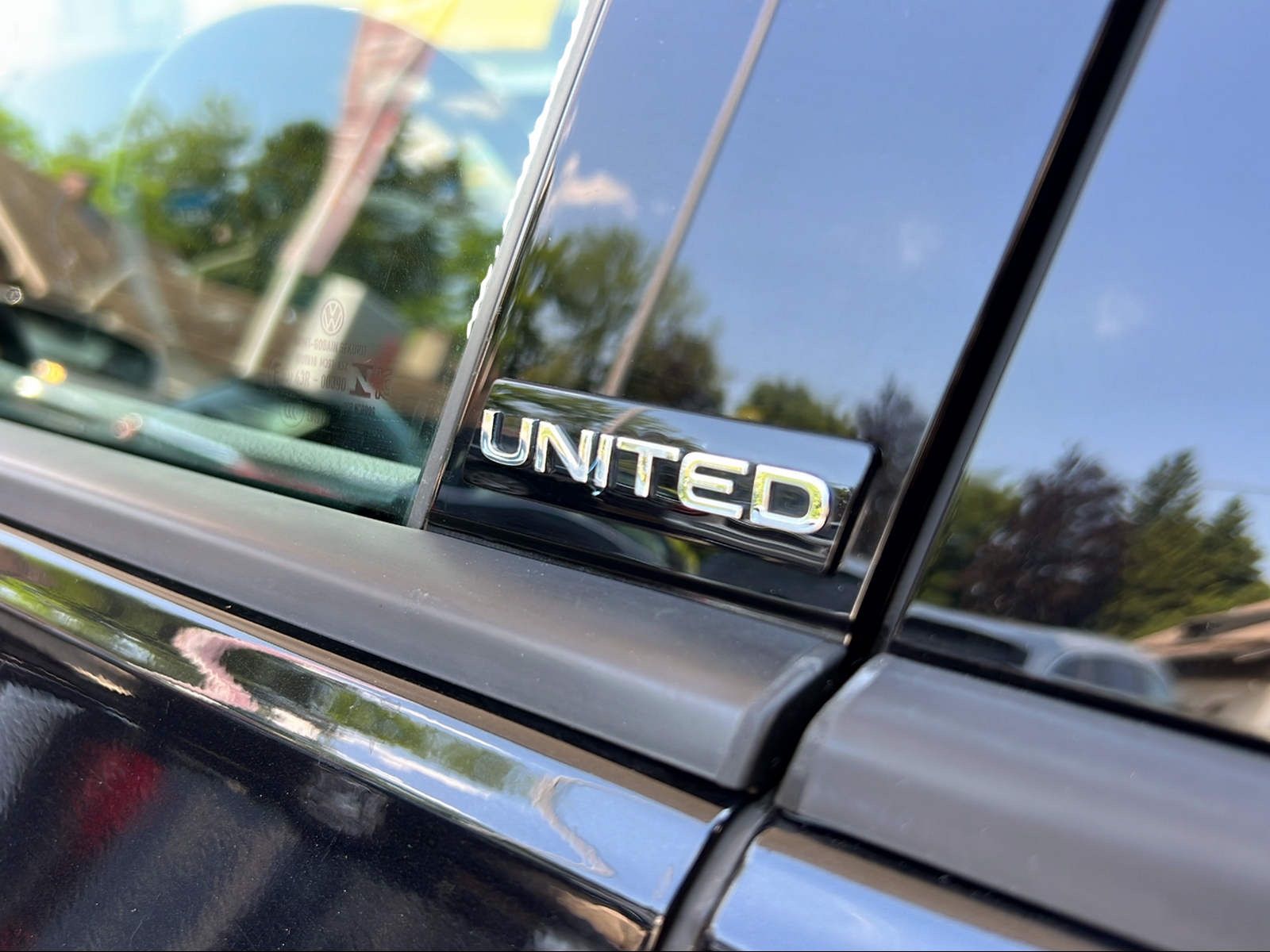Volkswagen Golf VIII 1.5 TSI United - Samsaru's Car Outlet