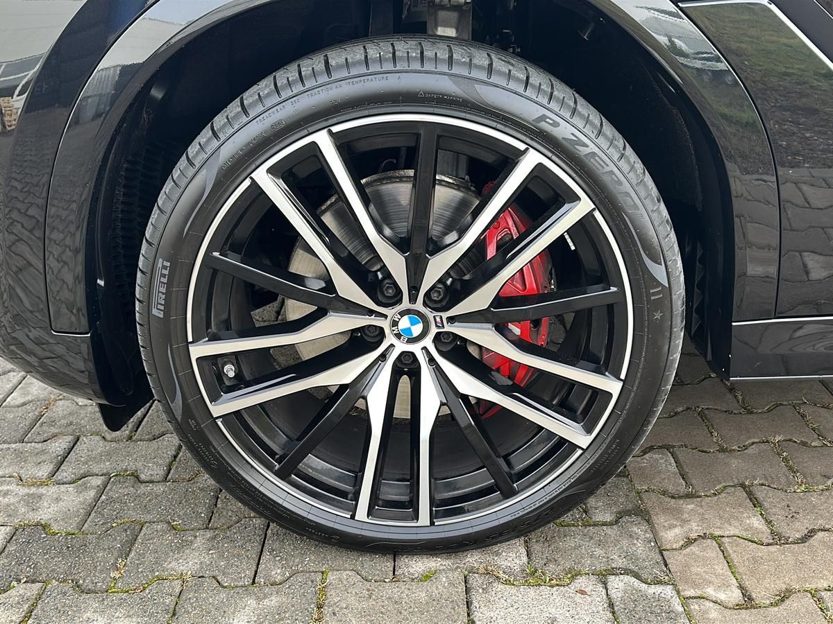 BMW X6  xDr. 30d M-Sport-PRO+AHK+Head-Up+ACC+Pano