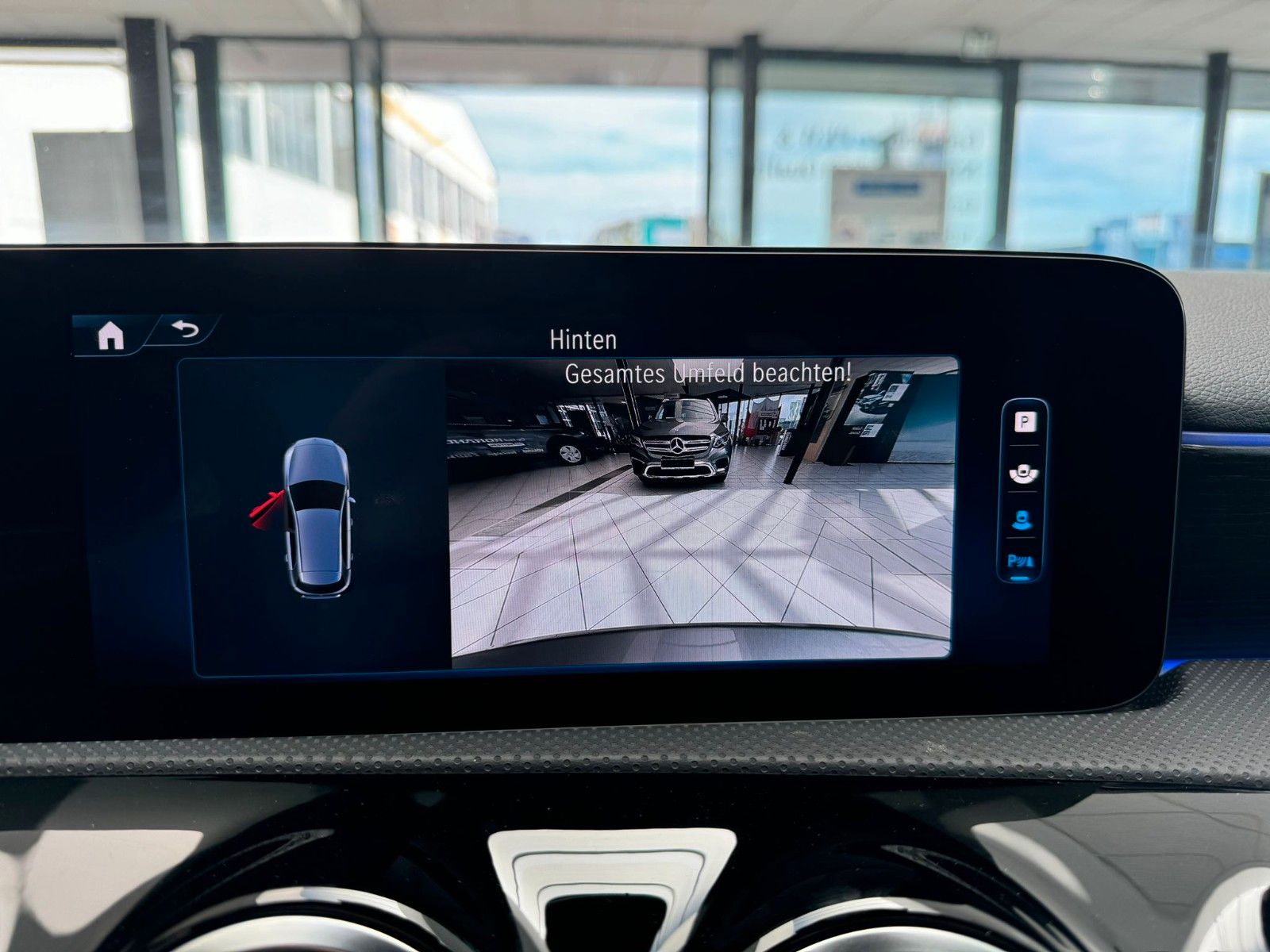 Mercedes-Benz A200 Progressive Advanced Plus - Samsaru's Car Outlet