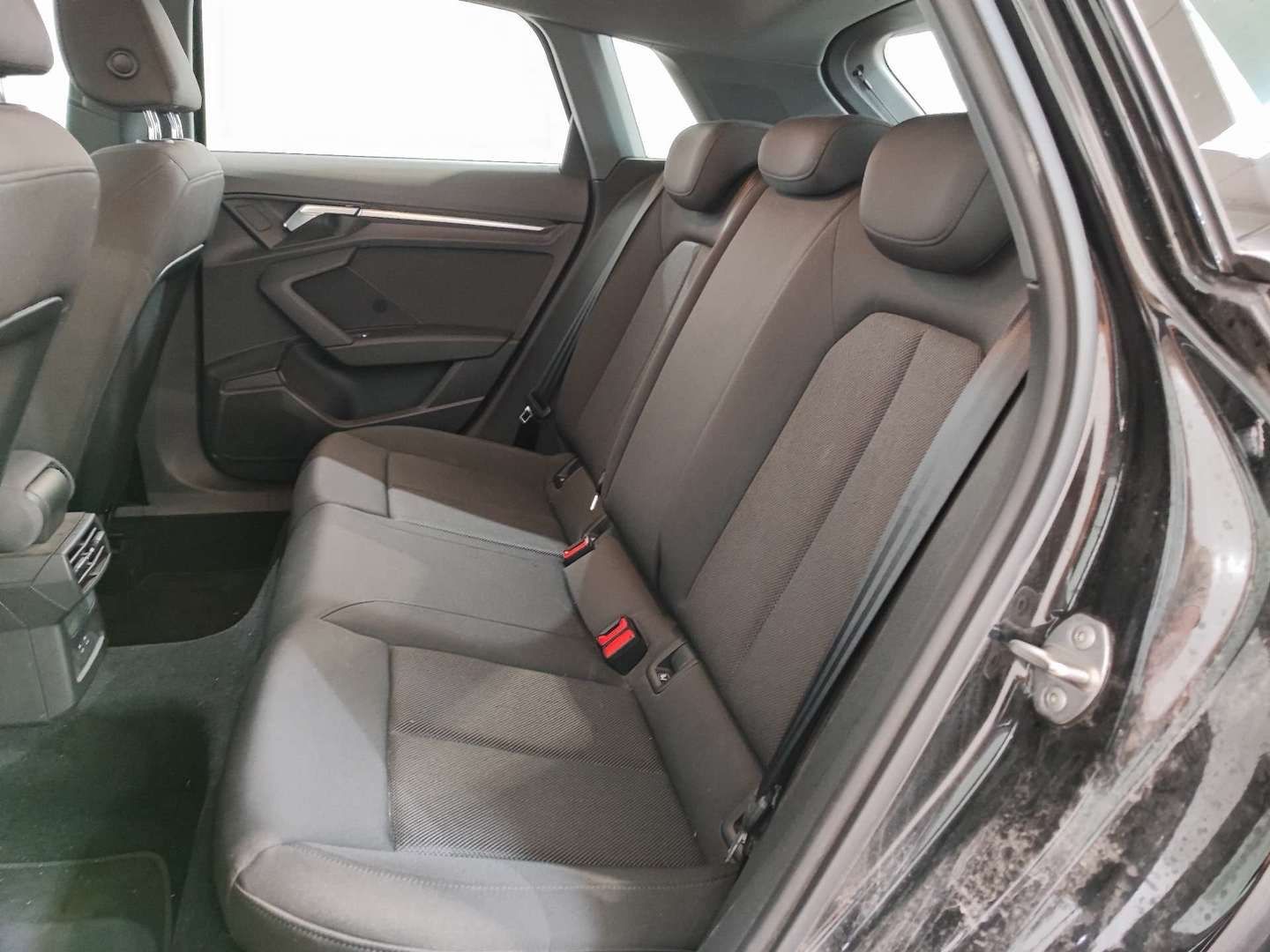 Audi A3 Sportback 35 TFSI advanced - Samsaru's Car Outlet