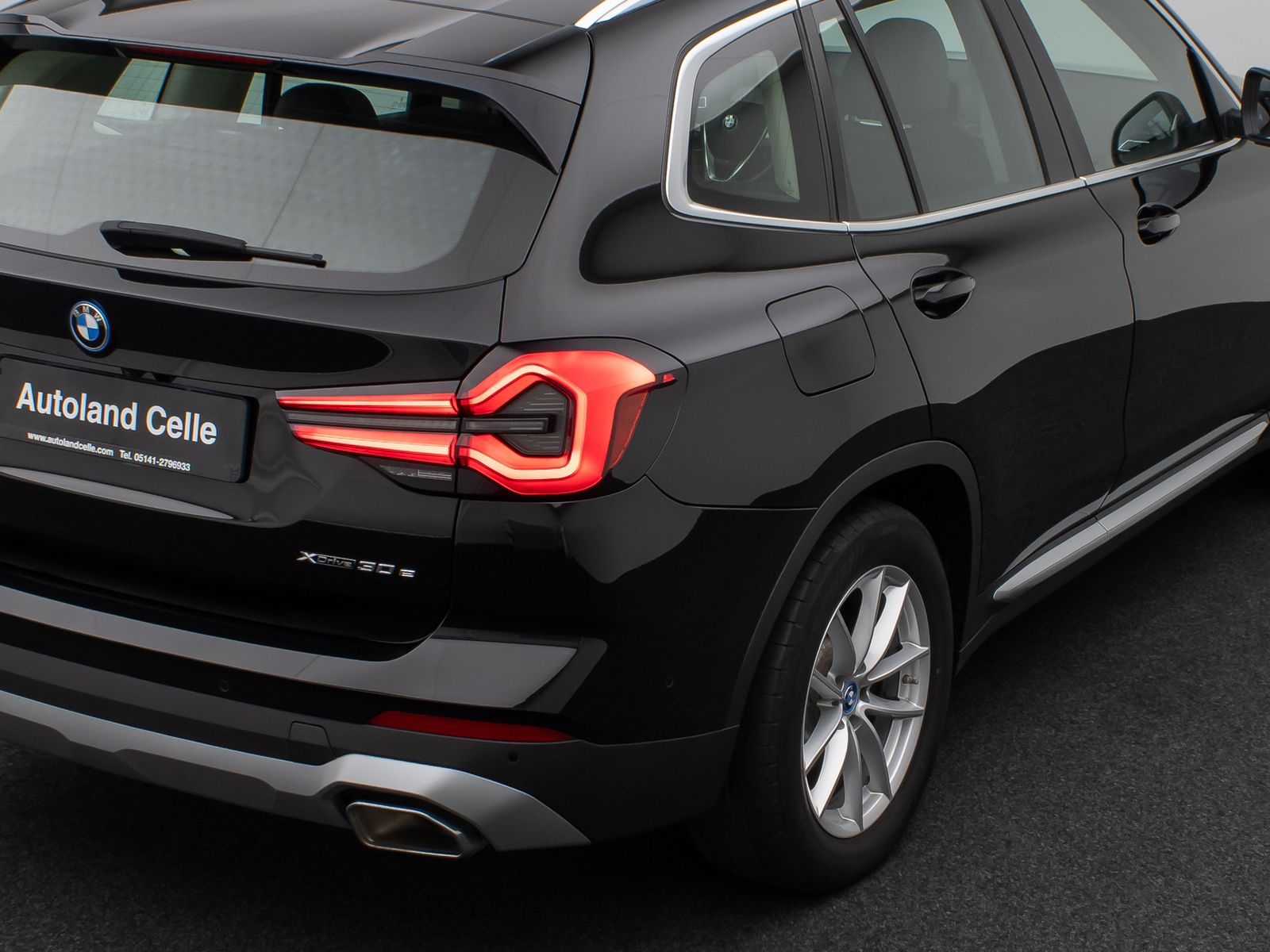 BMW X3 xD30e Sport - Samsaru's Car Outlet