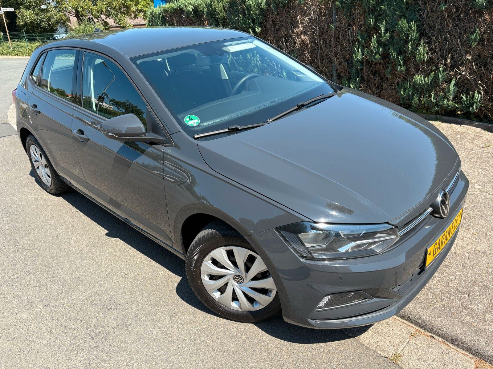 Volkswagen Polo 1.0 TSI - Samsaru's Car Outlet