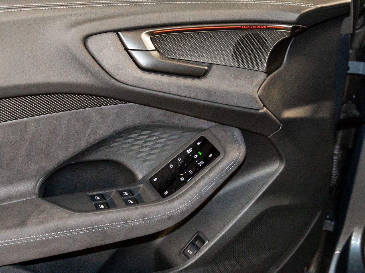 Audi A5 Avant TDI quattro 150 kW S tronic AHK S line