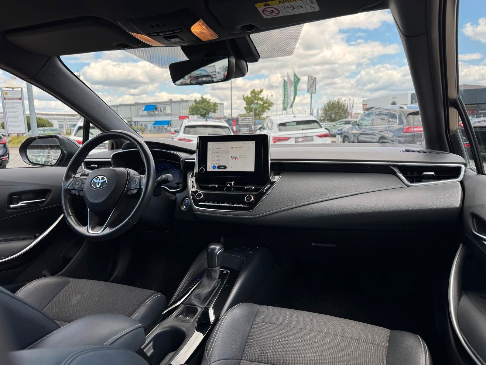 Toyota Corolla 1.8 Touring Sports Hybrid - Samsaru's Car Outlet