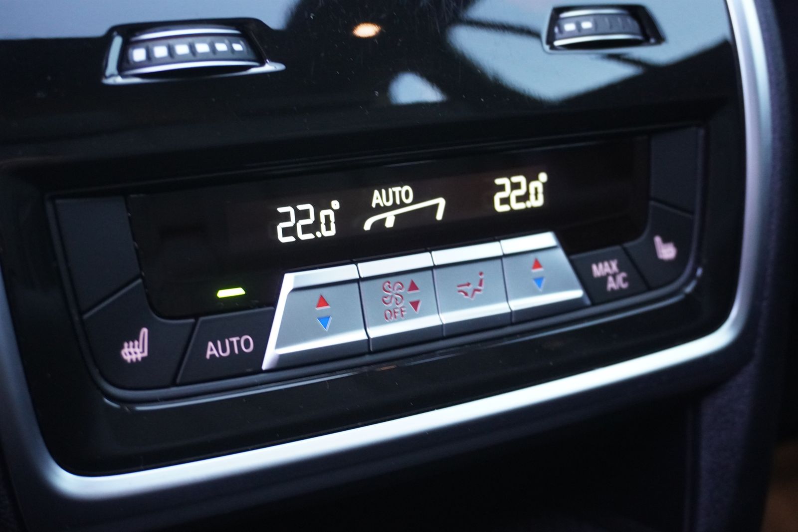 BMW X5 xDrive45e M Sport Glasdach AHK HeadUp Laserli