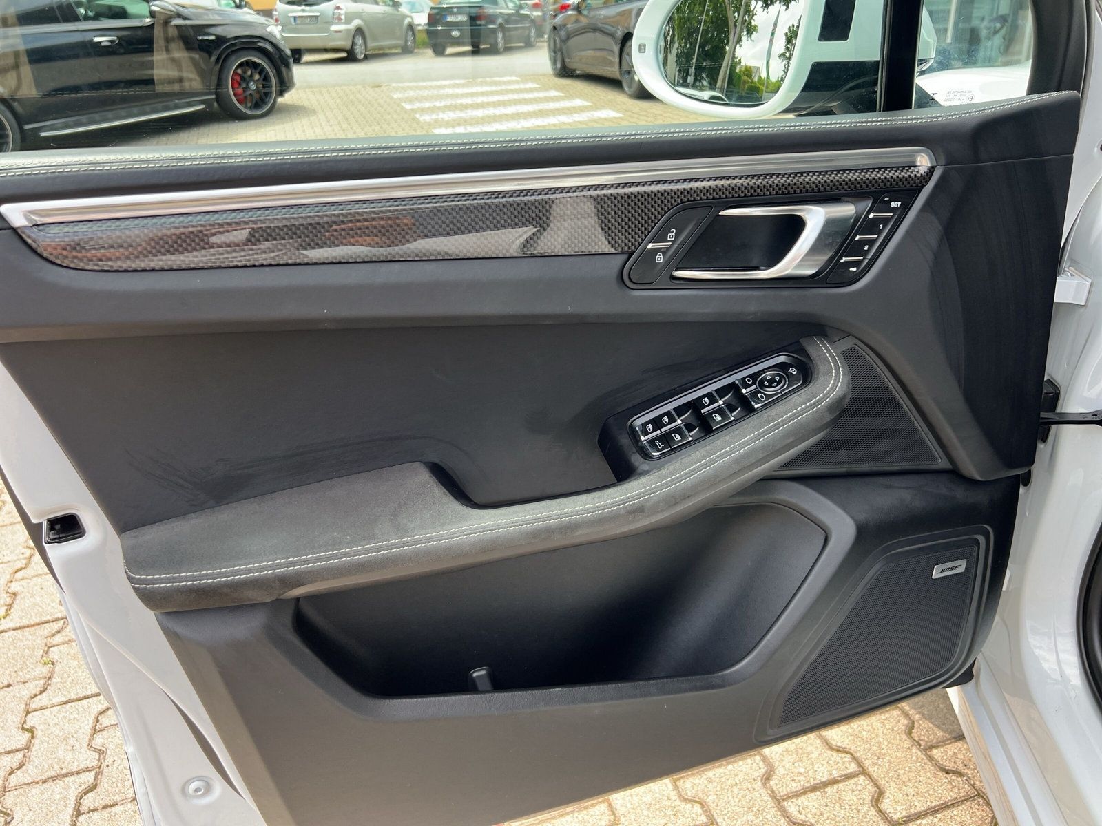 Porsche Macan GTS - Samsaru's Car Outlet