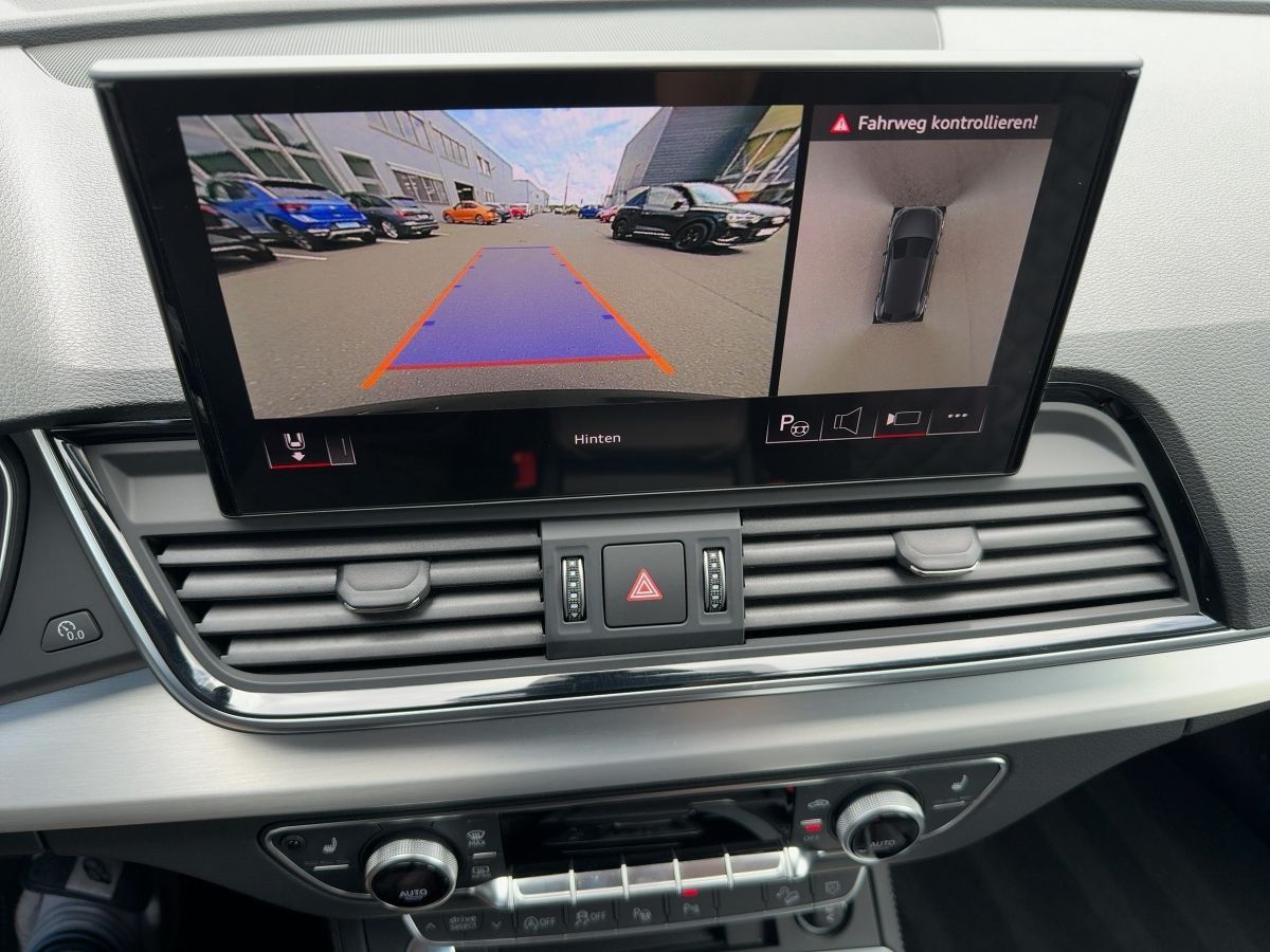 Audi Q5 45 TFSI QU S-TR - Samsaru's Car Outlet