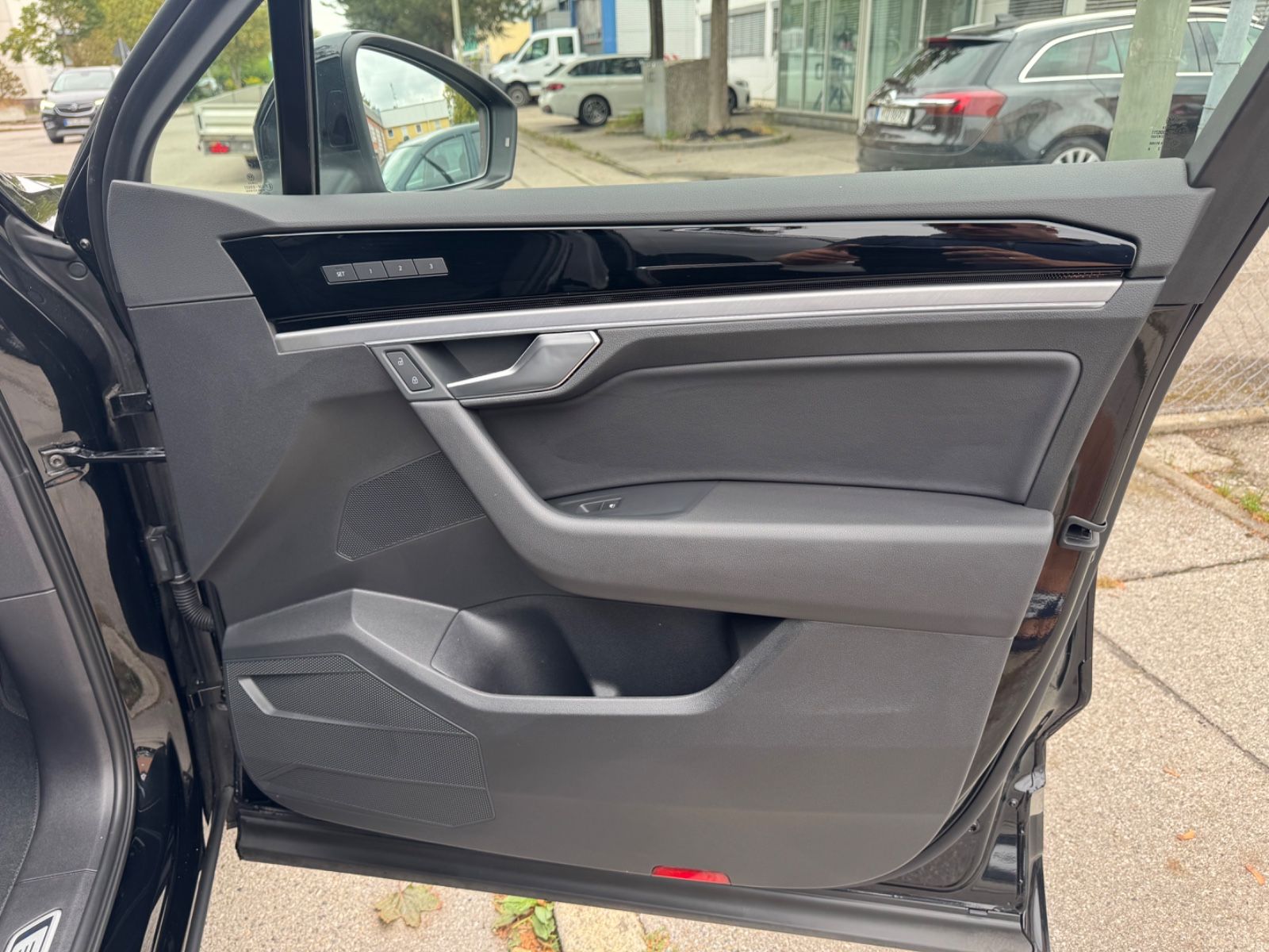 Volkswagen Touareg 3.0TSI/4M/Luft/Inno/Fahr-Ass+/360°/20"