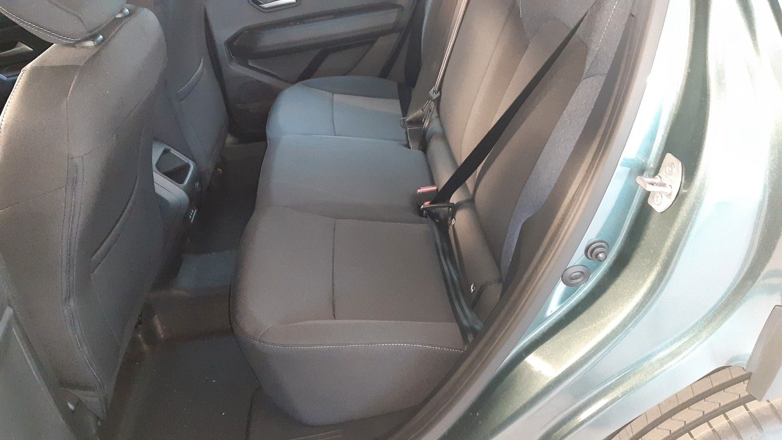 Dacia Duster HYBRID 140 - Samsaru's Car Outlet